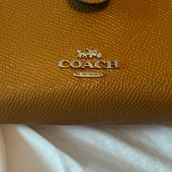 Coach Accordion Checkbook Zip Wallet Tan - Picture 7 of 7